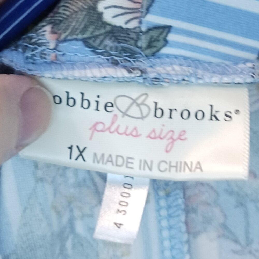 #66 3/$18 - Bobbie Brooks Blue/White Short Sleeve Top Size 1X - Picture 5 of 5